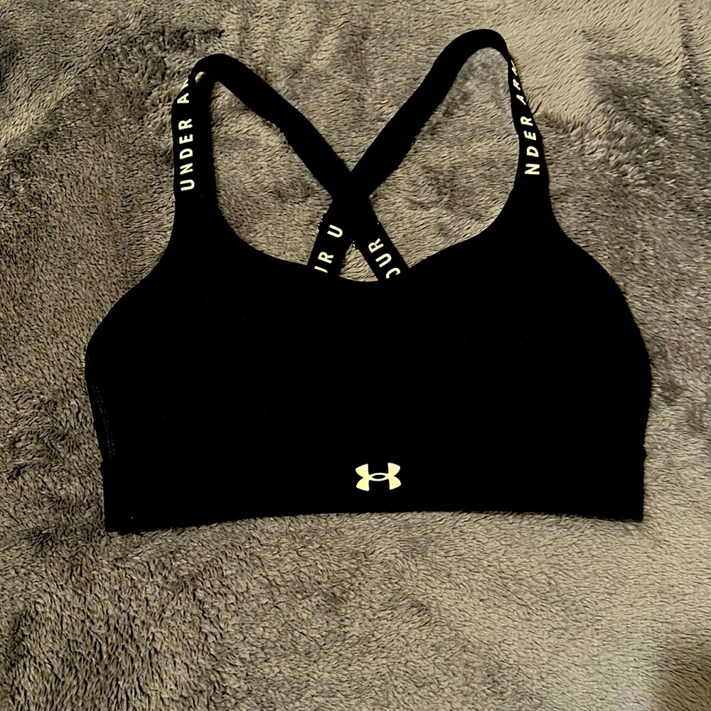 Very nice athletic bra provides lots of support never worn